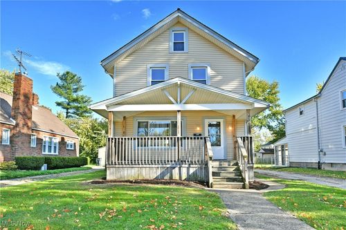 781 Oak Knoll Ave Se, Warren, OH, 44484-4258 | Card Image