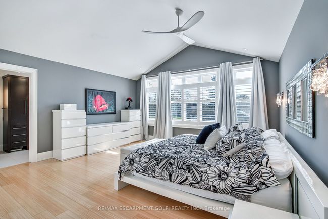 106 Cumming Crt, House other with 4 bedrooms, 3 bathrooms and 4 parking in Ancaster ON | Image 17