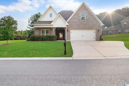 101 Kinross Ln, PELHAM, AL, 35124-6236 | Card Image