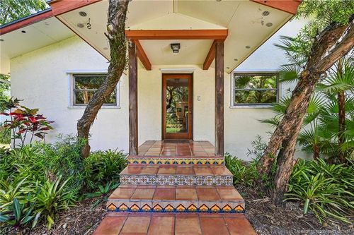 351 Se Flamingo Ave, Stuart, FL, 34996-2646 | Card Image