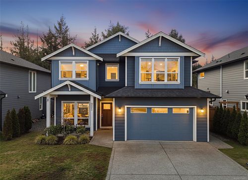 925 Blakeon Pl, Langford, BC, V9C0R3 | Card Image