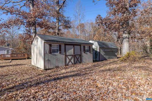 3590 Green Creek Rd, SCHUYLER, VA, 22969-1500 | Card Image