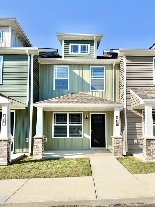 903 Peaceful Pl, Clarksville, TN, 37040-7658 | Card Image