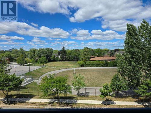316-399 Spring Garden Ave, North York, ON, M2N3H6 | Card Image