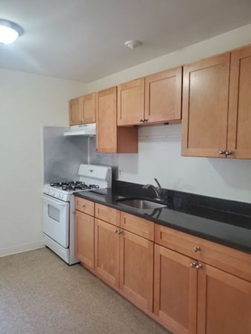 5-5 Victory Rd, Boston, MA, 02122-2455 | Card Image