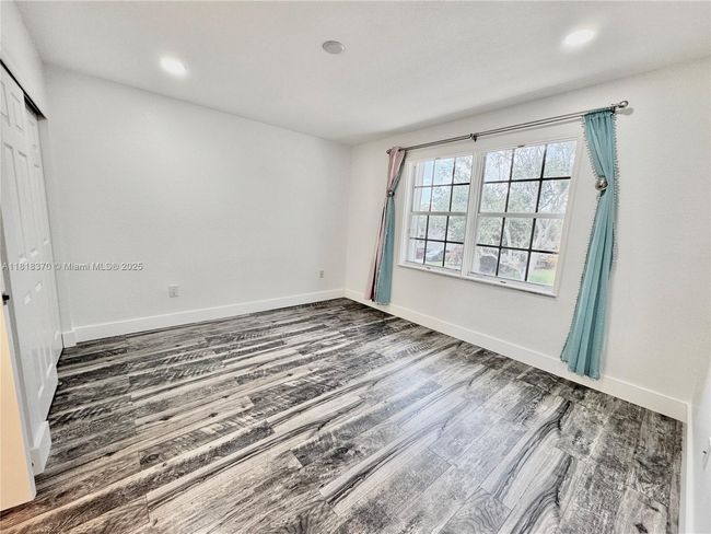 16515 Ruby Lk, House other with 4 bedrooms, 3 bathrooms and null parking in Weston FL | Image 22