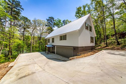 93 Pocahontas Ln, Greers Ferry, AR, 72067-8889 | Card Image