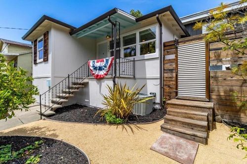 843 W I St, Benicia, CA, 94510-2526 | Card Image