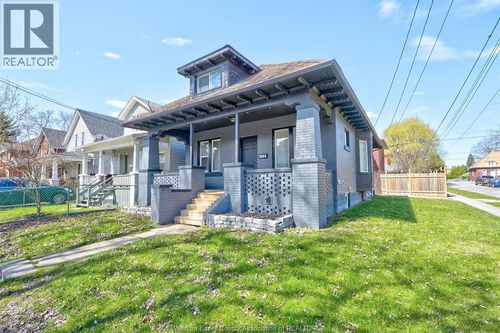 3264 Baby St, Windsor, ON, N9C1K8 | Card Image