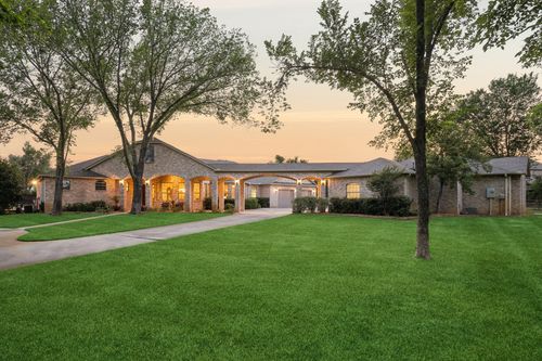 1135 Copper Canyon Rd, Argyle, TX, 76226-9738 | Card Image