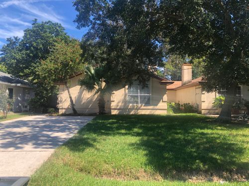 141 Jasmine St, Atlantic Beach, FL, 32233-1731 | Card Image