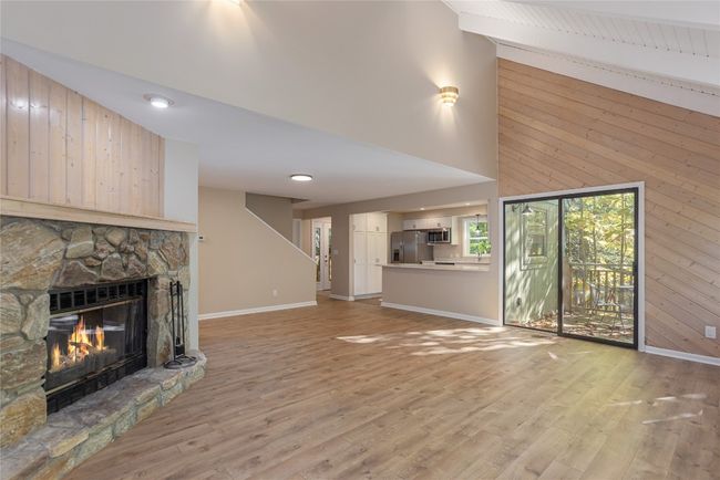 19 Indian Falls Way, House other with 3 bedrooms, 3 bathrooms and null parking in Lake Toxaway NC | Image 17