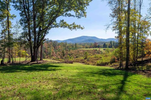 4-7337-4 Dick Woods Rd, AFTON, VA, 22920-1619 | Card Image