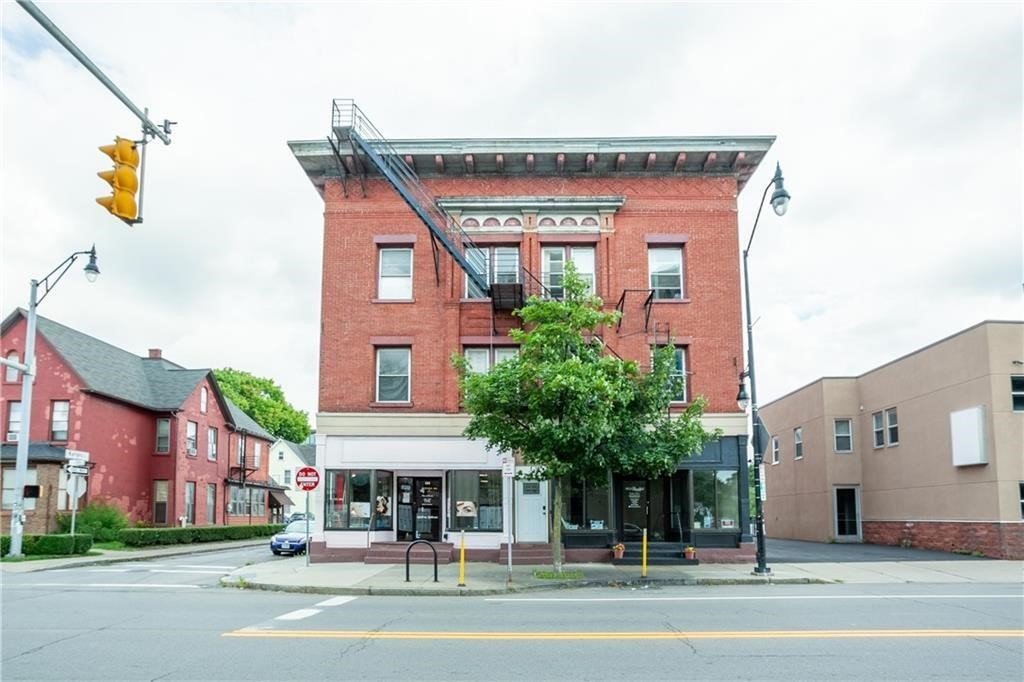 Commercial Lease in Rochester