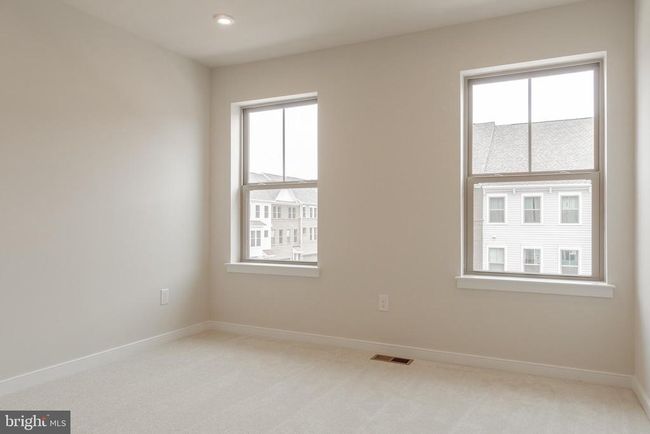 2615 Loganberry Dr, Townhouse with 4 bedrooms, 4 bathrooms and null parking in HERNDON VA | Image 13