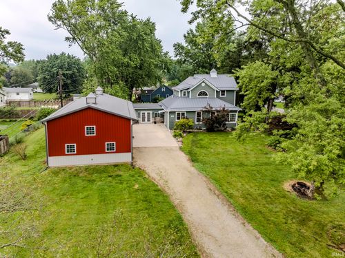 724 N Water St, Albany, IN, 47320-1135 | Card Image