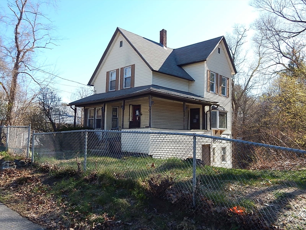 Pinedale Ave, Athol, MA 01331