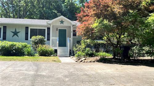 322 Powder Springs St, Hiram, GA, 30141-3216 | Card Image