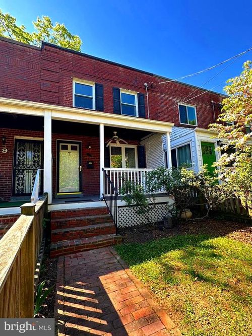 7 Clifford Ave, ALEXANDRIA, VA, 22305-2702 | Card Image