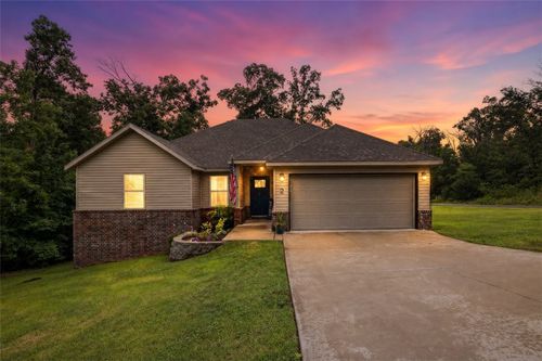 2 Granton Ln, Bella Vista, AR, 72715-3838 | Card Image