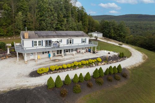 8 Middle Rd, North Chittenden, VT, 05763-9666 | Card Image