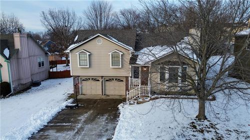 304 W Calico Dr, Raymore, MO, 64083-8502 | Card Image