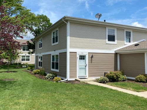 368-368 Farmingdale Cir, Vernon Hills, IL, 60061-1910 | Card Image