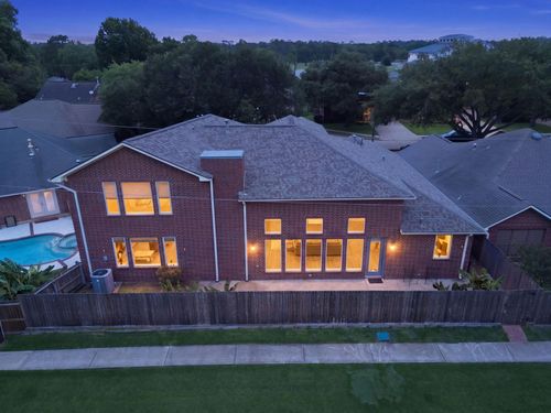 412 Live Oak Ln, Friendswood, TX, 77546-3474 | Card Image