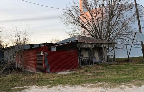 431 Sw Front St, Bartlett, TX, 76511-4498 | Card Image