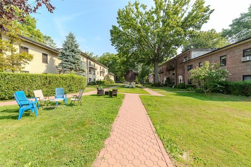 unit-b26-32 Manchester Road, Eastchester, NY, 10709 | Card Image
