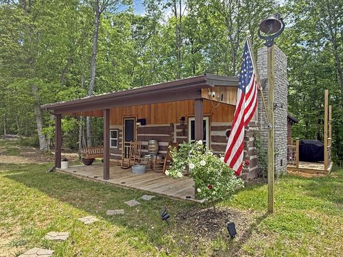 8901 Primm Springs Rd, Primm Springs, TN, 38476-1904 | Card Image