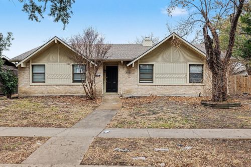 4010 Mayflower Dr, Garland, TX, 75043-3240 | Card Image