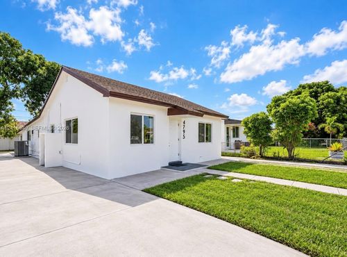 4795 E 8th Ct, Hialeah, FL, 33013-2017 | Card Image