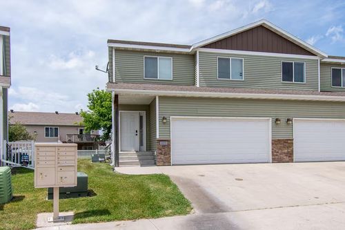 4213 51st Street S, Fargo, ND, 58104 | Card Image