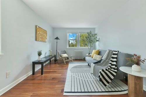 apt-3-23 Newman Rd, Malden, MA, 02148-7501 | Card Image