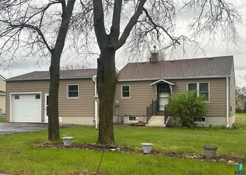 204 E Davison Ave Avenue, Howard, SD, 57349 | Card Image