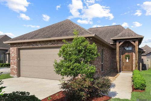 16304 Fort Jackson St, Prairieville, LA, 70769-5993 | Card Image