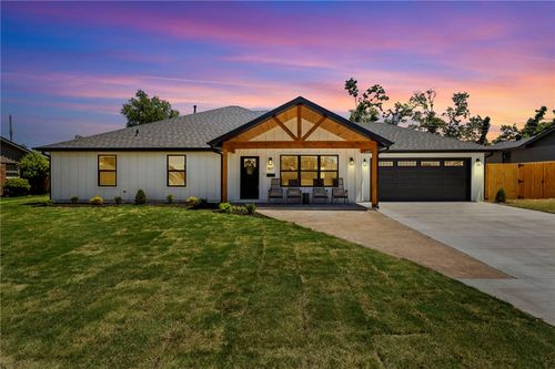 917 S 15th St, Rogers, AR, 72758-5007 | Card Image
