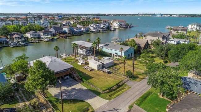 2130 Cove Park Dr, Home with 0 bedrooms, 0 bathrooms and null parking in Kemah TX | Image 4