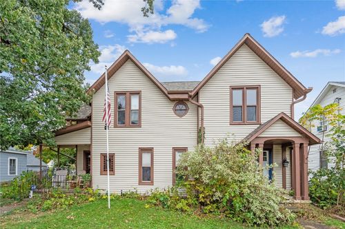 203 Broadway St, Springville, IA, 52336-9668 | Card Image