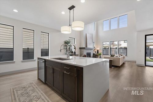 fremont-7586 W Centerline St, Eagle, ID, 83616 | Card Image