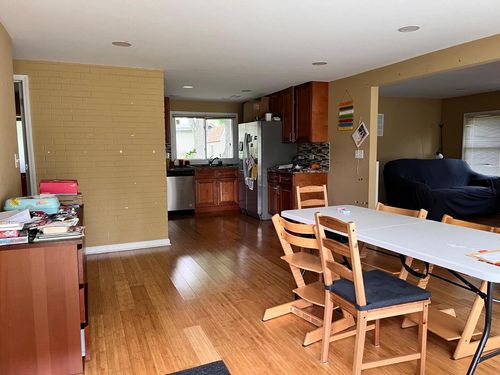 236 Wellesley Ct, Schaumburg, IL, 60193-1142 | Card Image