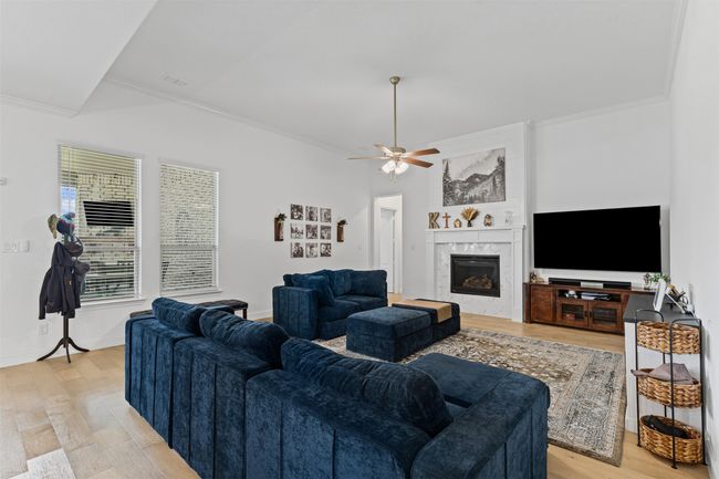 7020 Valley View Dr, House other with 3 bedrooms, 3 bathrooms and null parking in Joshua TX | Image 20
