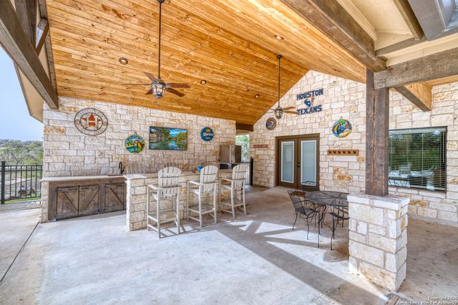 274 Mountain Laurel Ln, House other with 5 bedrooms, 6 bathrooms and null parking in Concan TX | Image 36