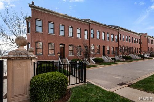 a-1005 Mississippi, St Louis, MO, 63104 | Card Image