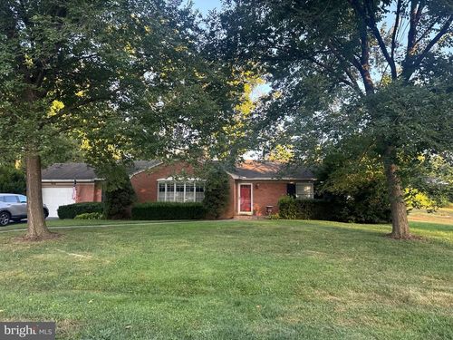 13028 Woodburn Dr, HAGERSTOWN, MD, 21742-2841 | Card Image