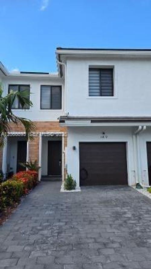 10819 Sw 232nd Ter, Homestead, FL, 33032-6304 | Card Image