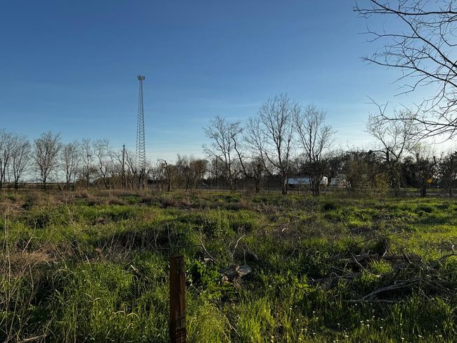 27215 Highway 36, Home with 0 bedrooms, 0 bathrooms and null parking in Damon TX | Image 32