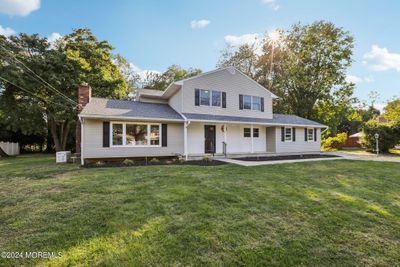 41 Four Winds Drive, House other with 5 bedrooms, 2 bathrooms and null parking in Middletown NJ | Image 2