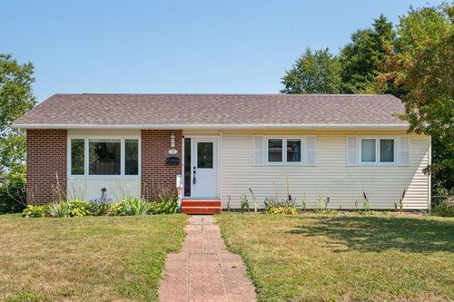 71 Cedar Cres, Dartmouth, NS, B2V1Y8 | Card Image